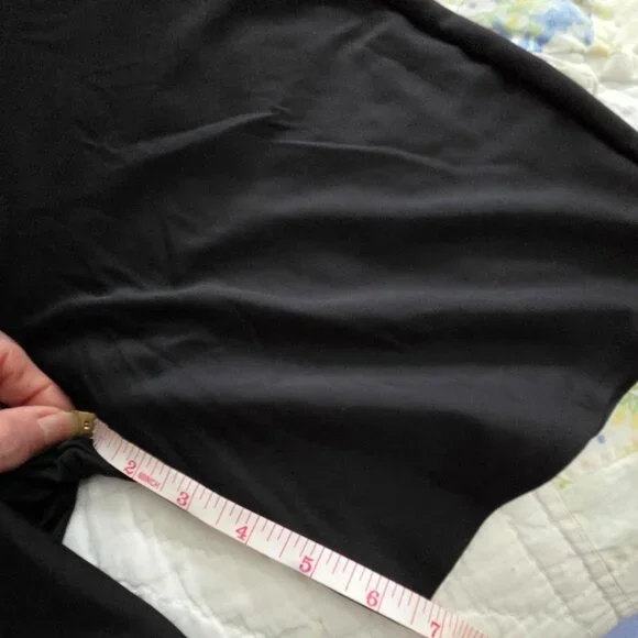 Scubapro and Hurley Women's Rash Guard Shirts + Two Pairs Swim Shorts (no-name) - Picture 13 of 14